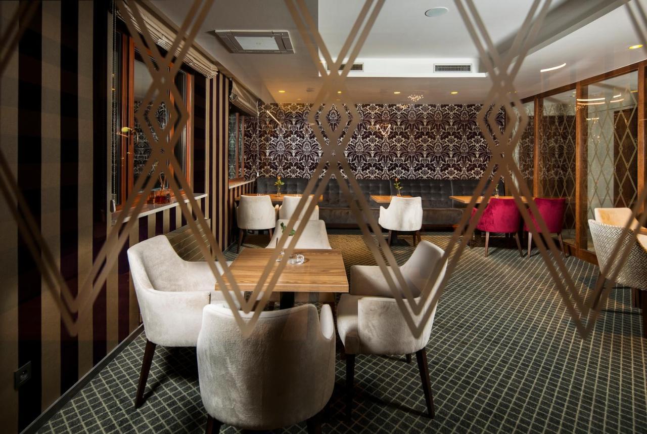 Hotel Kultura Ruzomberok Extérieur photo